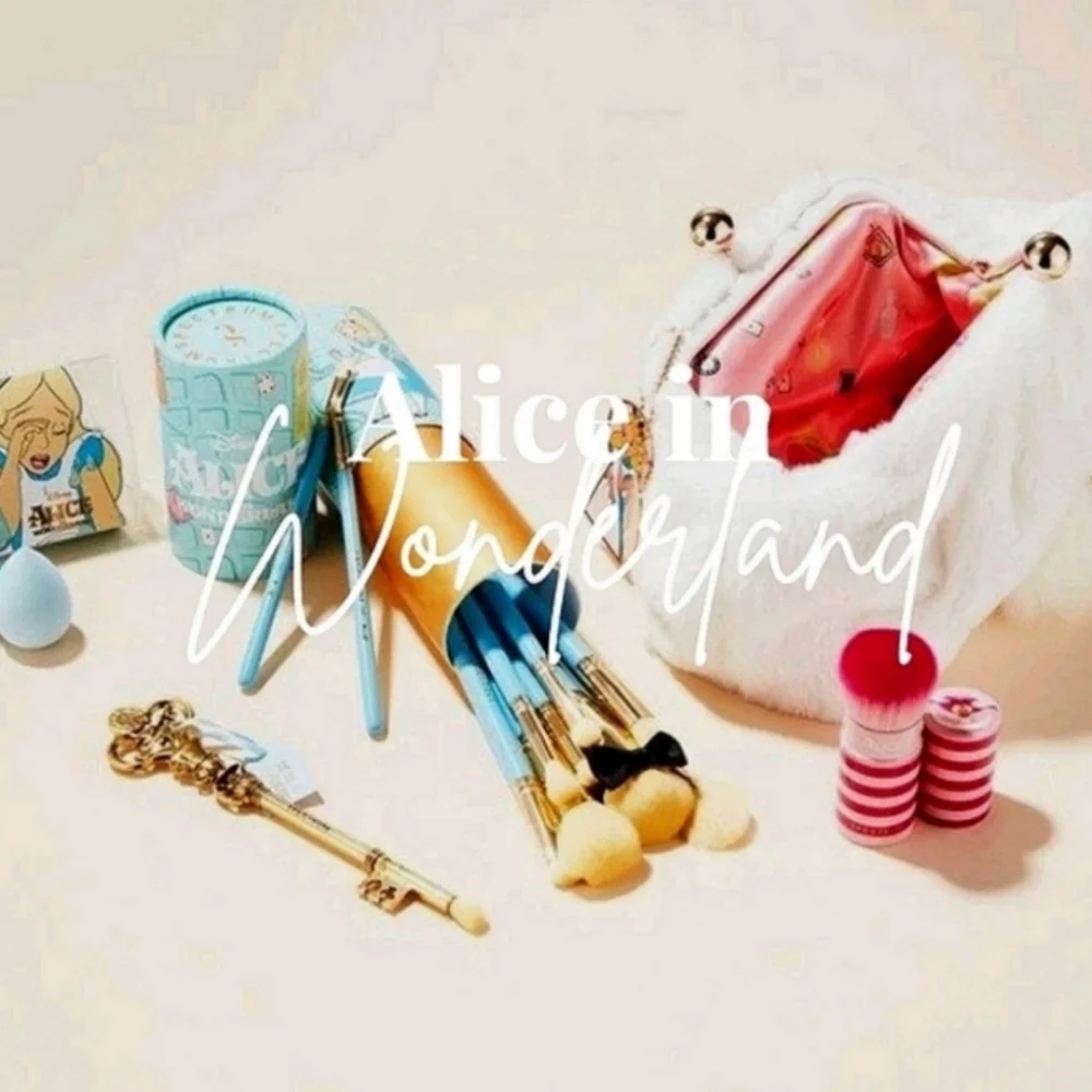 Alice In Wonderland 